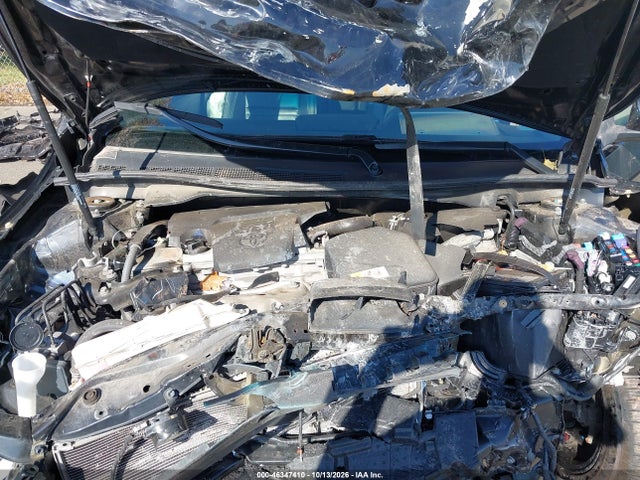2017 TOYOTA CAMRY XLE 10