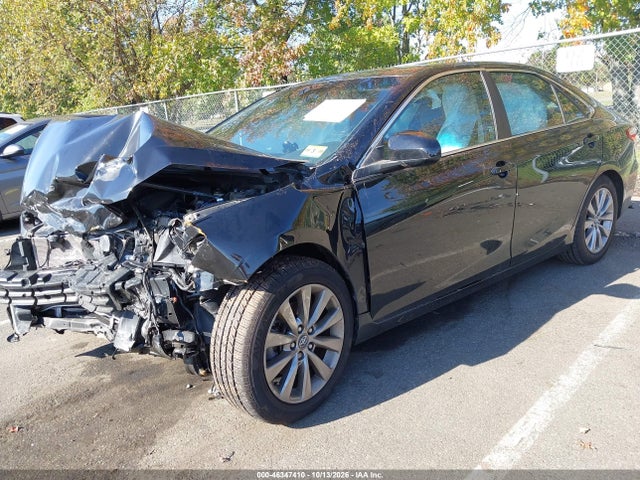 2017 TOYOTA CAMRY XLE 2