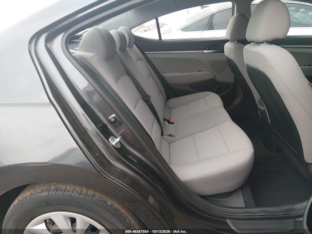 2020 HYUNDAI ELANTRA SE 8
