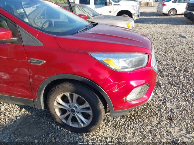 2018 FORD ESCAPE SE 11