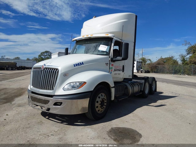 2018 INTERNATIONAL LT 2