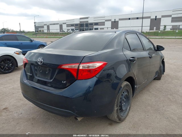 2018 TOYOTA COROLLA LE 4