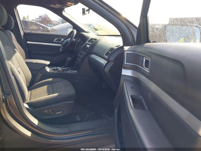 2017 FORD EXPLORER XLT 5