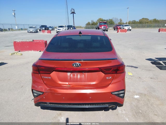 2019 KIA FORTE EX 16