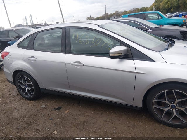 2017 FORD FOCUS SEL 13