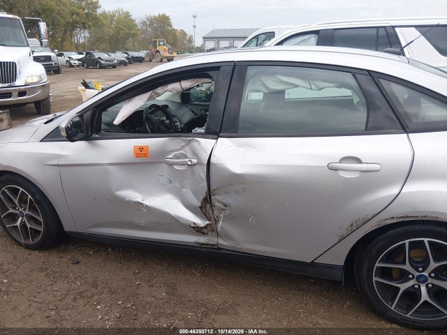2017 FORD FOCUS SEL 14