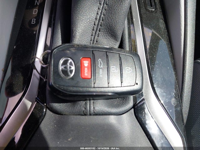 2025 TOYOTA COROLLA SE 11