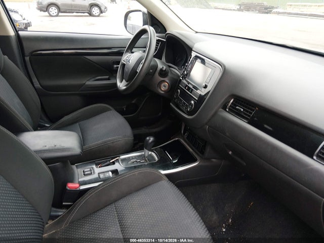 2019 MITSUBISHI OUTLANDER ES 5