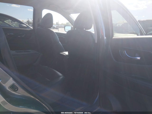 2018 NISSAN ROGUE SL 8