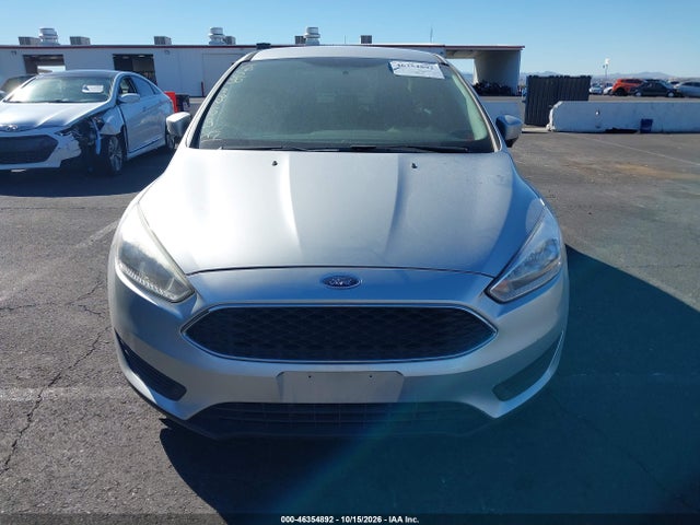 2017 FORD FOCUS SE 12