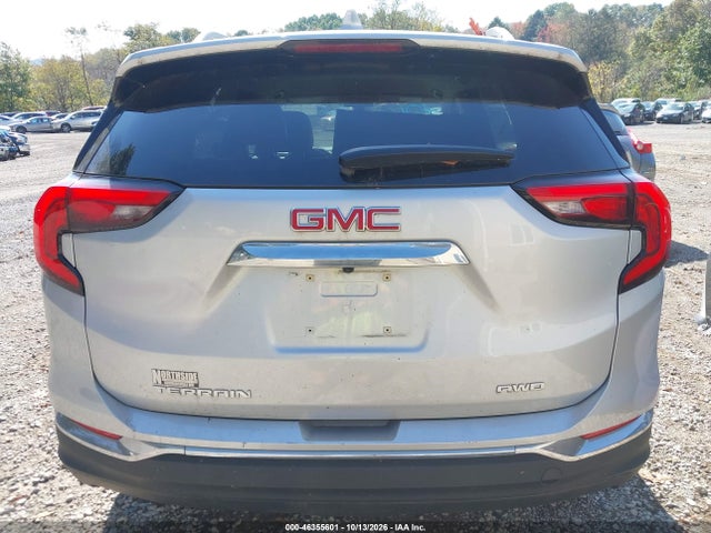 2018 GMC TERRAIN SLT 17