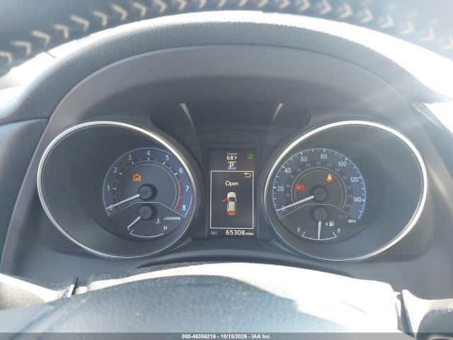 2018 TOYOTA COROLLA IM 7