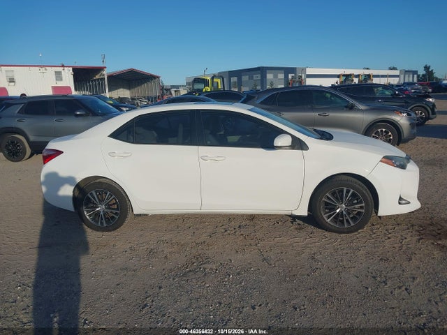 2017 TOYOTA COROLLA LE 13