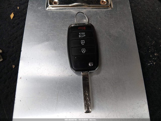 2019 KIA RIO S 11