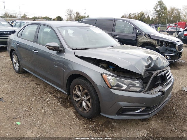 2018 VOLKSWAGEN PASSAT 2.0T R-LINE/2.0T S