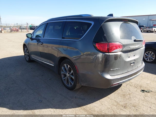 2018 CHRYSLER PACIFICA LIMITED 3