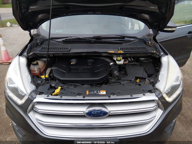 2017 FORD ESCAPE TITANIUM 10