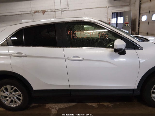 2019 MITSUBISHI ECLIPSE CROSS ES 13