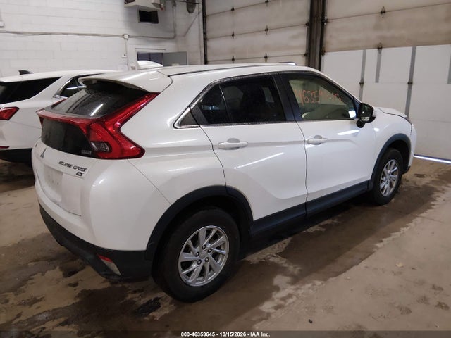 2019 MITSUBISHI ECLIPSE CROSS ES 4