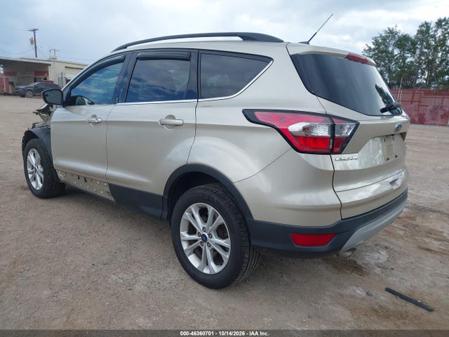 2018 FORD ESCAPE SE 3