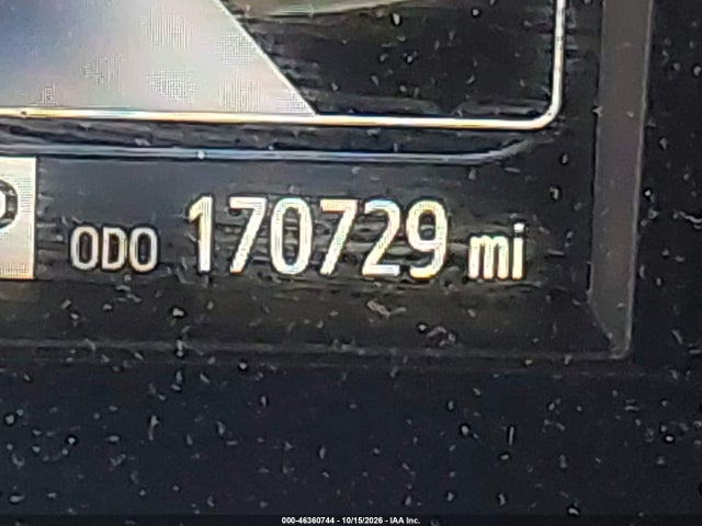 2017 TOYOTA CAMRY SE 15