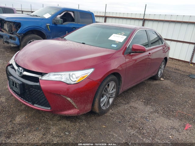 2017 TOYOTA CAMRY SE 2