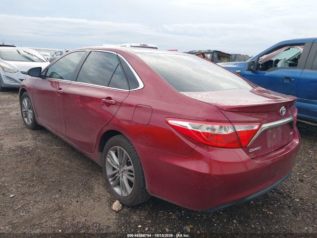 2017 TOYOTA CAMRY SE 3