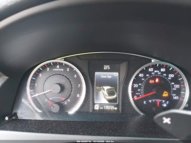 2017 TOYOTA CAMRY SE 7