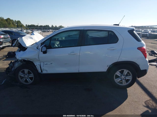 2020 CHEVROLET TRAX AWD LS 15