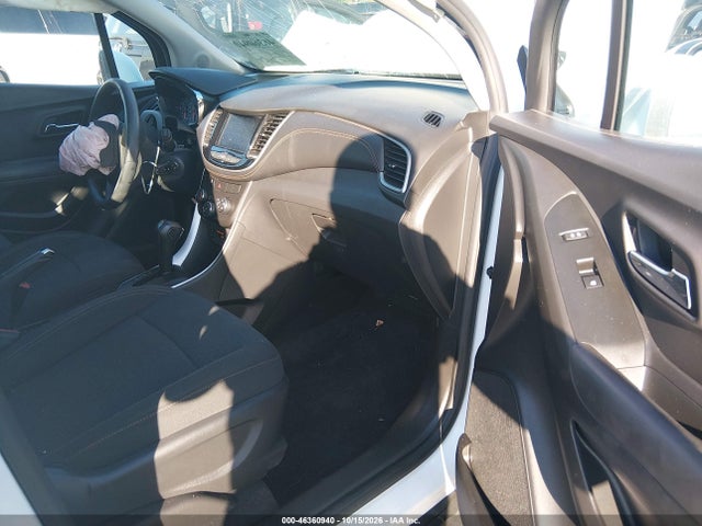 2020 CHEVROLET TRAX AWD LS 5