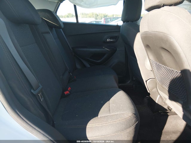 2020 CHEVROLET TRAX AWD LS 8