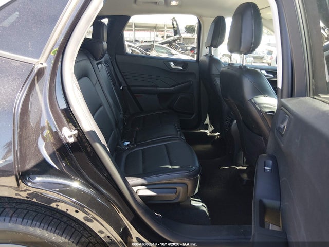 2022 FORD ESCAPE SEL 8