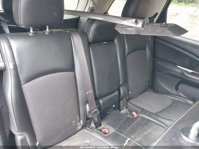 2017 DODGE JOURNEY CROSSROAD PLUS AWD 8