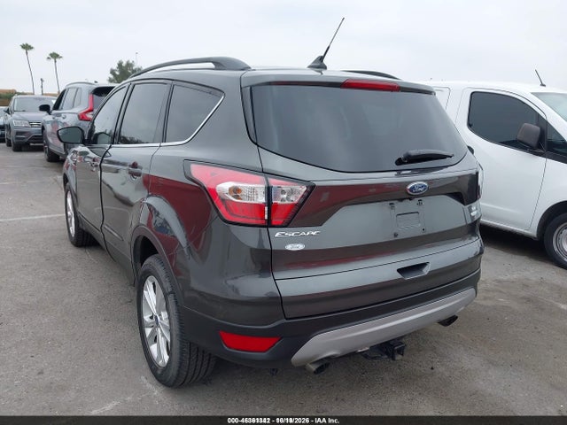 2018 FORD ESCAPE SE 3