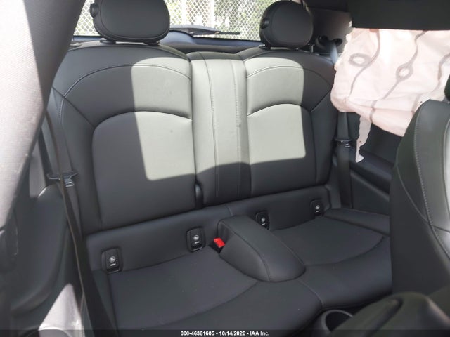 2023 MINI HARDTOP COOPER S 8