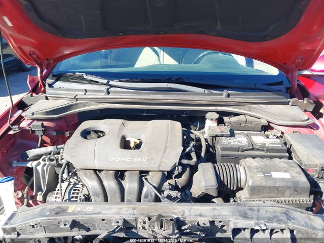 2017 HYUNDAI ELANTRA LIMITED 10