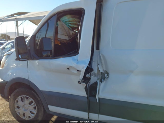 2017 FORD TRANSIT-150 6