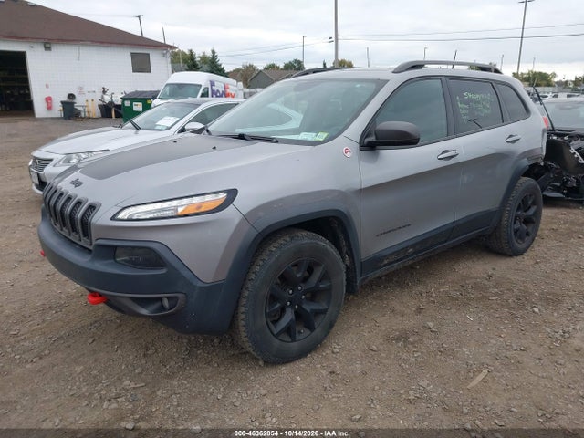 2017 JEEP CHEROKEE TRAILHAWK 2