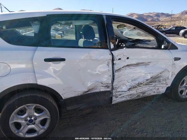 2017 FORD ESCAPE S 6