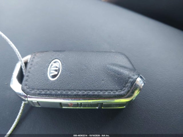 2018 KIA STINGER PREMIUM 11