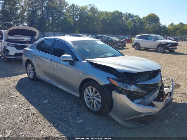 2022 TOYOTA CAMRY LE
