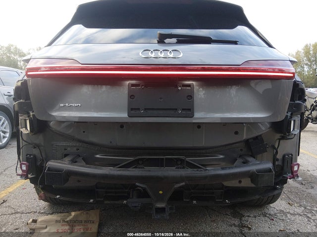2021 AUDI E-TRON PREMIUM PLUS QUATTRO 6