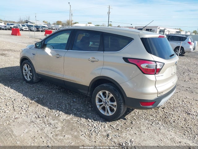 2017 FORD ESCAPE SE 3