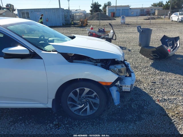 2017 HONDA CIVIC EX 18