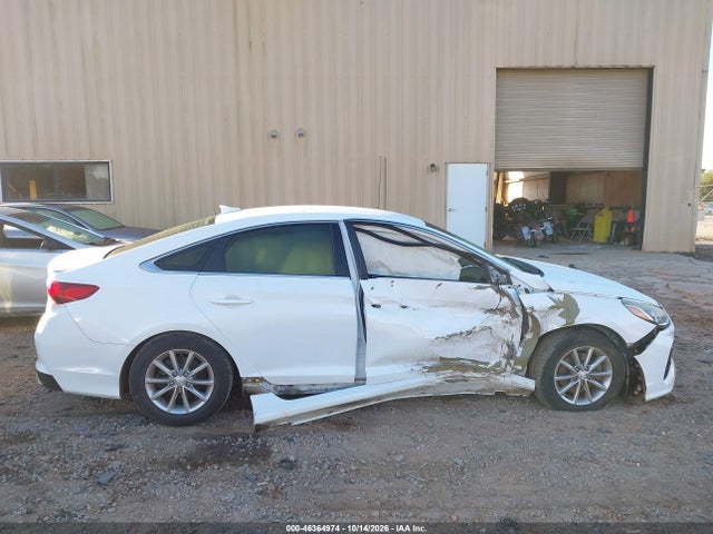 2018 HYUNDAI SONATA SE 12
