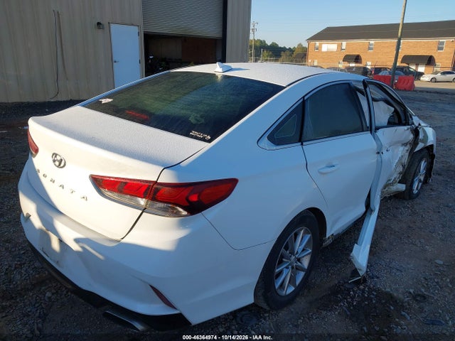 2018 HYUNDAI SONATA SE 4