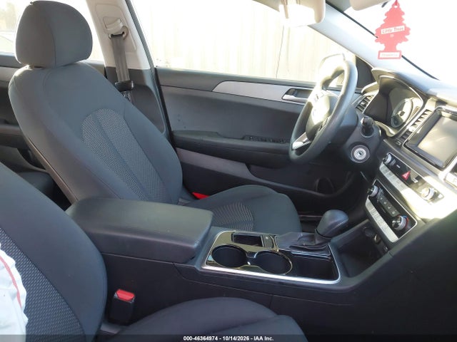 2018 HYUNDAI SONATA SE 5