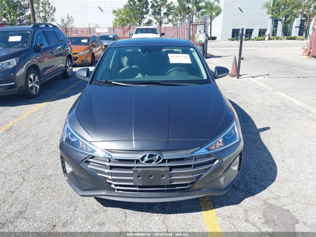 2020 HYUNDAI ELANTRA SE 14