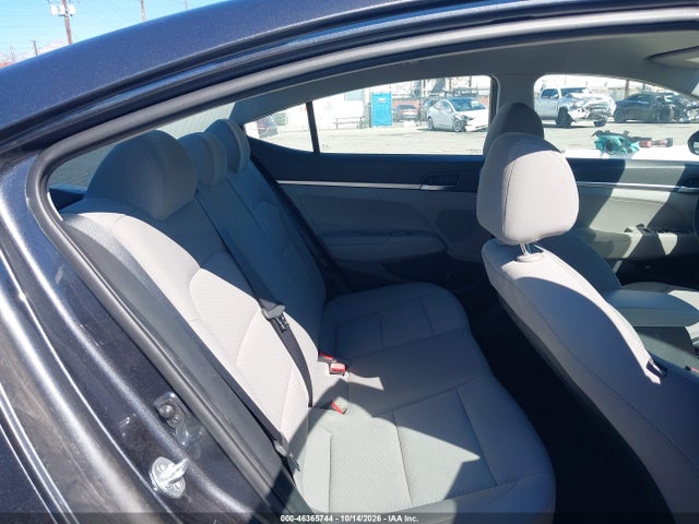 2020 HYUNDAI ELANTRA SE 8