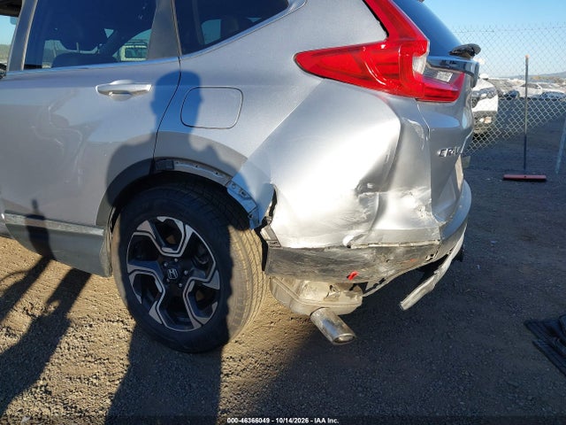 2017 HONDA CR-V TOURING 6